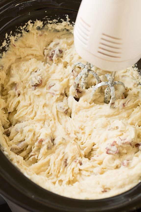 Slow Cooker Garlic Mashed Potatoes Finished mashed potatoes in a slow cooker.