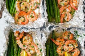 Shrimp and Asparagus Foil Packets with Garlic Lemon Butter Sauce