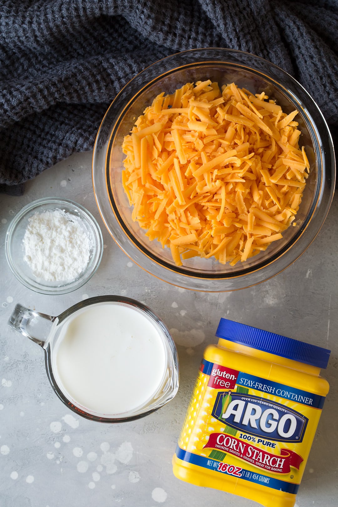 queso cheese dip ingredients