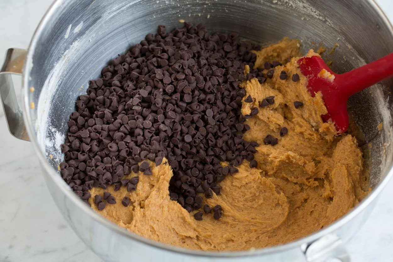 Pumpkin Chocolate Chip Bars