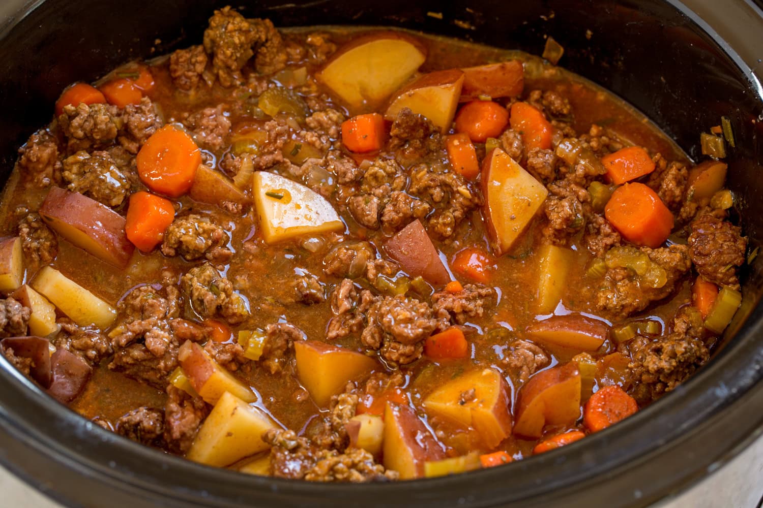 Slow Cooker Ground Beef Stew Completed ground beef stew after slow cooking 6 hours.
