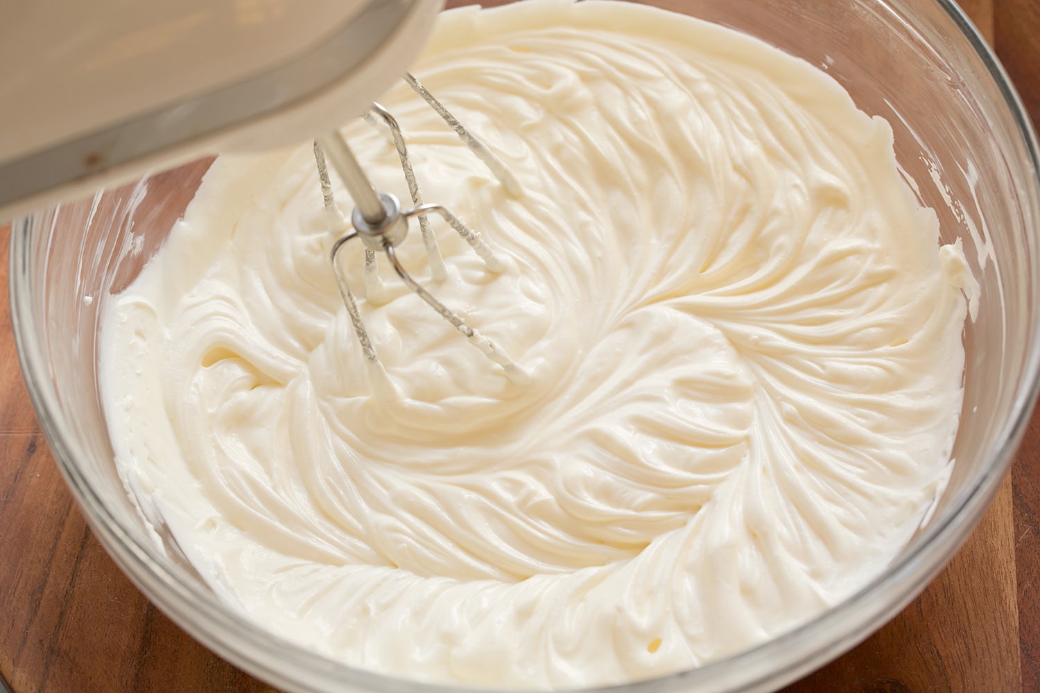 Blended cream mixtures.